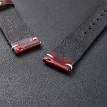 Load image into Gallery viewer, Six-color Retro Oil Wax Discoloration Leather Watch Strap