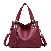 Load image into Gallery viewer, Women's Large Capacity Fringed Shoulder Handbag