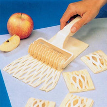 Load image into Gallery viewer, Kitchen Pizza Roller Pin Bread Hole Puncher DIY Baking