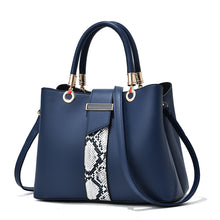 Load image into Gallery viewer, Fashion Large Capacity Shoulder Bag With Snake Pattern