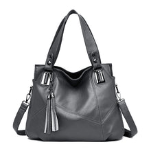 Load image into Gallery viewer, Women's Large Capacity Fringed Shoulder Handbag