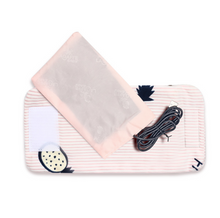 Load image into Gallery viewer, Thermostatic Water Bottle Insulation