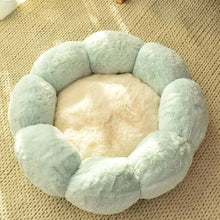 Load image into Gallery viewer, Autumn Winter Plus Velvet Thick Round Flower Cat Litter Kennel