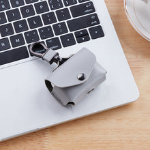 Load image into Gallery viewer, Headphone Case Two-color Simple Leather Pattern