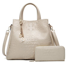 Load image into Gallery viewer, Classic Women's Simple Large-capacity Messenger Bag