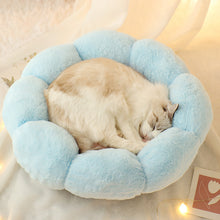 Load image into Gallery viewer, Autumn Winter Plus Velvet Thick Round Flower Cat Litter Kennel