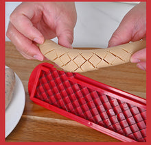 Load image into Gallery viewer, BBQ Hot Dog Sausage Egg Stainless Steel Cutter