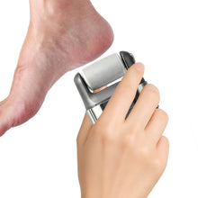 Load image into Gallery viewer, Pedicure Tools with 3 Grit Heads Portable Feet Dead Skin Remover Rechargeable Callus Remover for Feet Hard Skin Smooth Polishing
