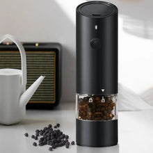 Load image into Gallery viewer, Usb Rechargeable Pepper Grinder Usb Rechargeable Electric Salt Pepper Grinder with Adjustable Ceramic Core Visible for Kitchen
