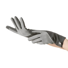Load image into Gallery viewer, Cycling Warm Gloves Women Winter Skiing Bicycle Outdoor Sport Plush Mittens Soft Skin-friendly Windproof Waterproof Touchable
