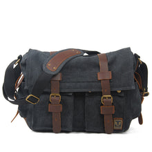 Load image into Gallery viewer, Men's And Women's Horizontal Square Type Messenger Bag
