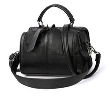 Load image into Gallery viewer, European American Style Elegant One Shoulder Messenger Bag
