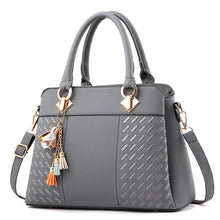 Load image into Gallery viewer, Ladies Large-Capacity Middle-Aged Shoulder Messenger Bag
