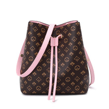 Load image into Gallery viewer, Fashion Single Shoulder Large Capacity Women's Messenger Bag
