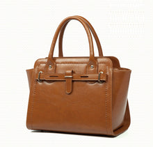 Load image into Gallery viewer, Ladies Quality Fashion Handbag For Daily Occasion
