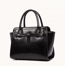Load image into Gallery viewer, Ladies Quality Fashion Handbag For Daily Occasion
