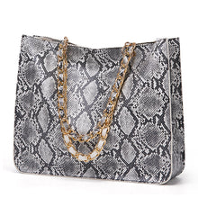 Load image into Gallery viewer, Snake Pattern Casual Female Large Capacity Messenger Bag
