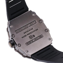 Load image into Gallery viewer, High Quality New Silicone Belt Quartz Men's Watch
