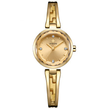 Load image into Gallery viewer, Women's Fashion Metal Chain Diamond Dial Quartz Watch
