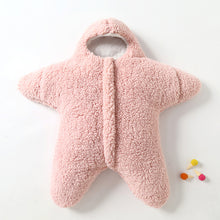 Load image into Gallery viewer, Comfortable Baby Starfish Lamb Velvet Sleeping Bag
