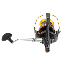 Load image into Gallery viewer, 9000 Type Long-distance Caster Fishing Reel Spinning Wheel
