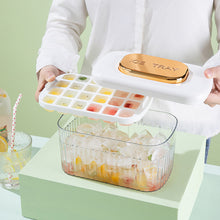 Load image into Gallery viewer, Press Mold To Make Ice For Large Capacity Household Use
