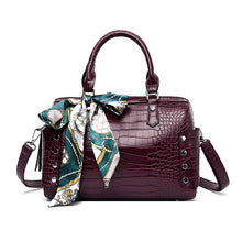 Load image into Gallery viewer, European And American Type Retro Female Messenger Bag
