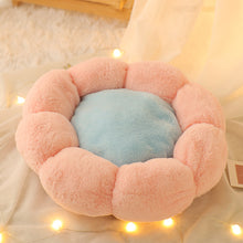 Load image into Gallery viewer, Autumn Winter Plus Velvet Thick Round Flower Cat Litter Kennel
