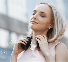 Load image into Gallery viewer, Noise Cancelling Folding Wireless Headset
