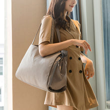 Load image into Gallery viewer, Folding Large Capacity Mother And Baby Bag
