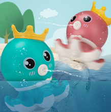 Load image into Gallery viewer, Magic Rotating Water Spray For Baby Bathing In Water Toy

