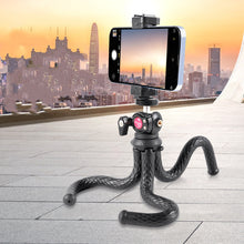 Load image into Gallery viewer, Black Octopus Mobile Phone Clip Gimbal Tripod Set
